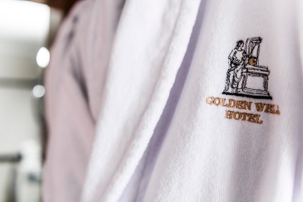 Golden Well Hotel Prague Exterior photo